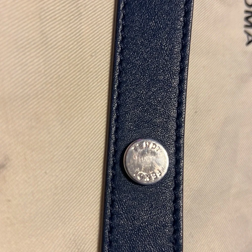 Fendi royal blue strap purse - Picture 3 of 5